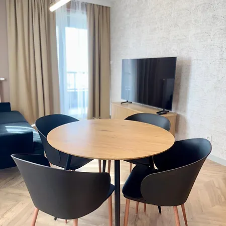 شقة Korfantego 99 New 2-bedroom Center *